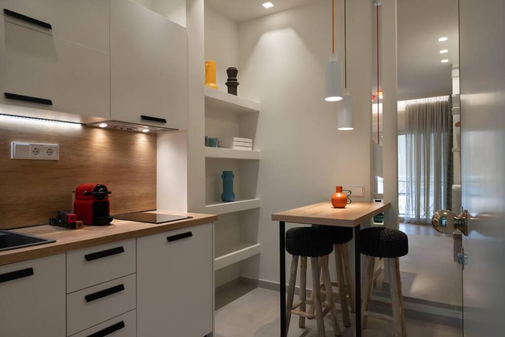 Apartamento Heart Of Monastiraki Atenas Exterior foto